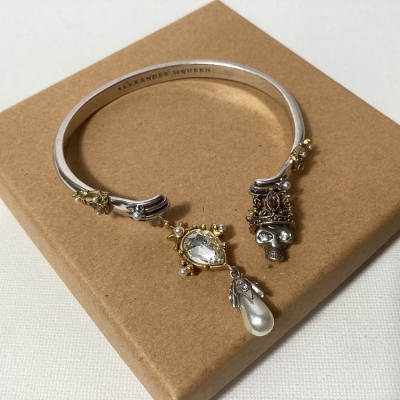 Alexander McQueen Silver Bangle Bracelet - Picture 1 of 2